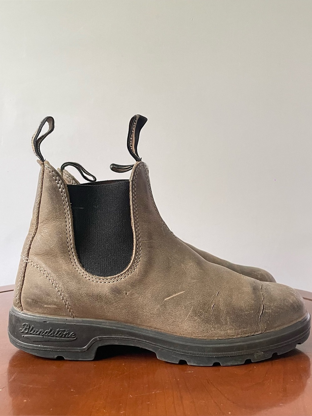 Blundstone Classic Leather Chelsea Boots | AU 4.5
